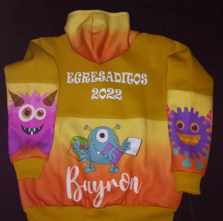 Buzo de egresados jardín - Diseño clásico