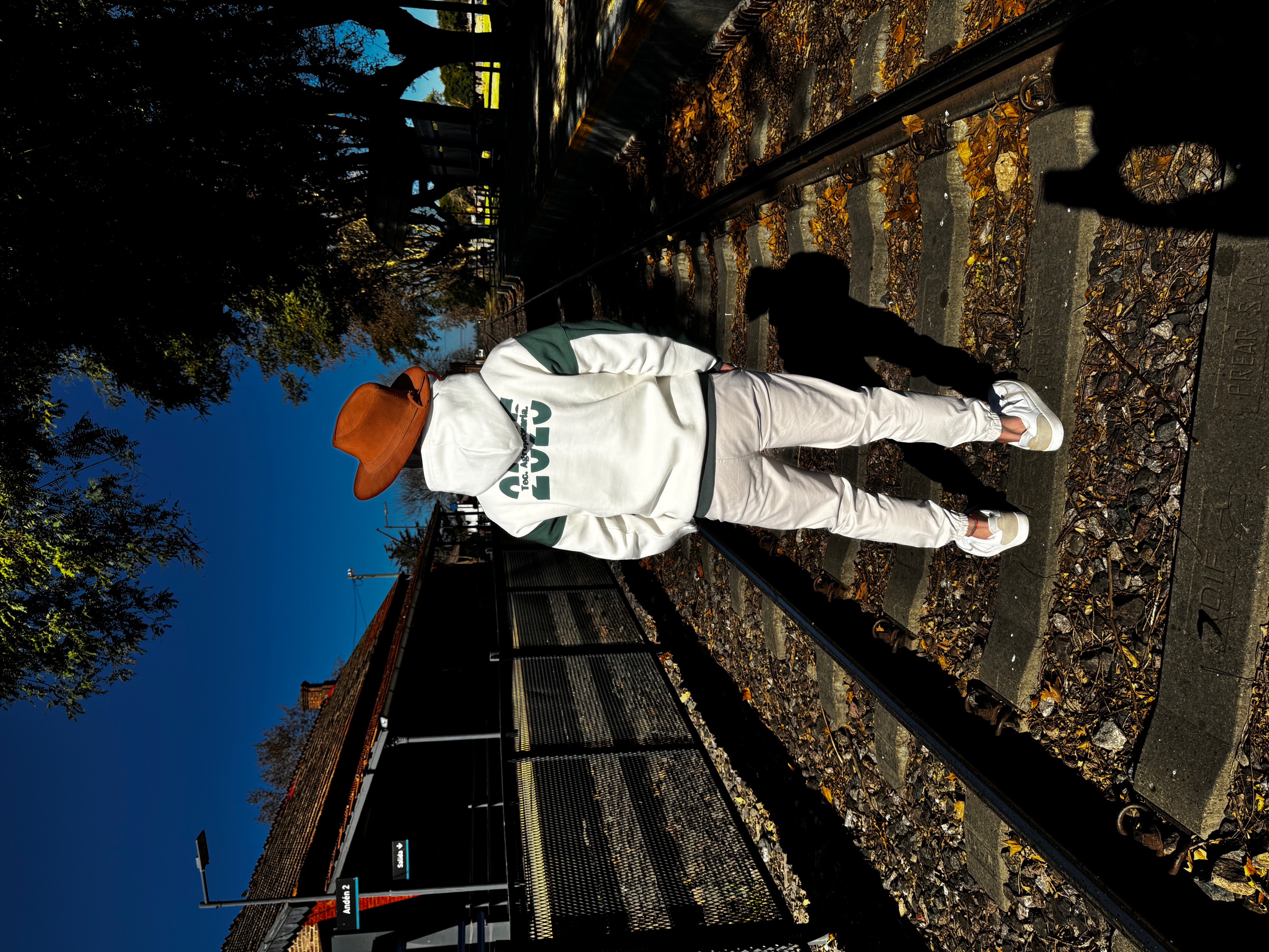 Vista posterior del buzo - Diseño espalda 2